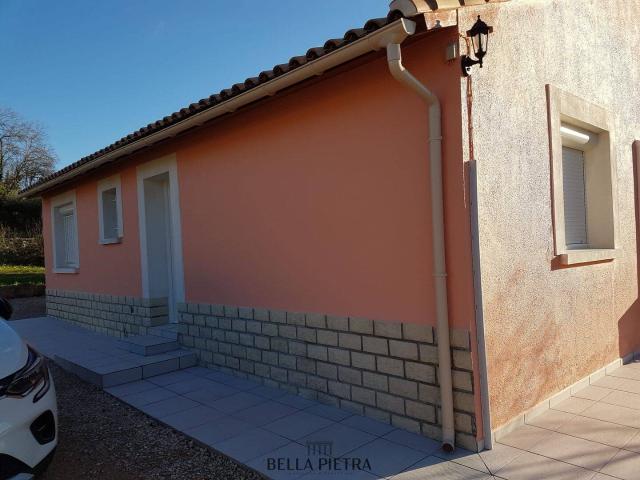 Maison location à Saint-Christol, Entre-Vignes