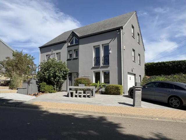 Maison location à Mi, Wallonie