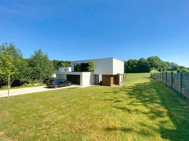 Maison location à Nalinnes, Hainaut