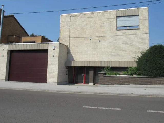 Maison location à La Louvière, Wallonie
