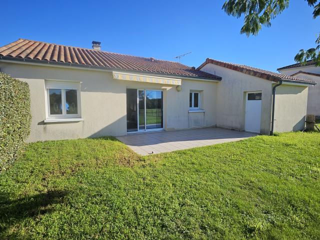 Maison location à Vendeuvre-du-Poitou, Saint-Martin-la-Pallu