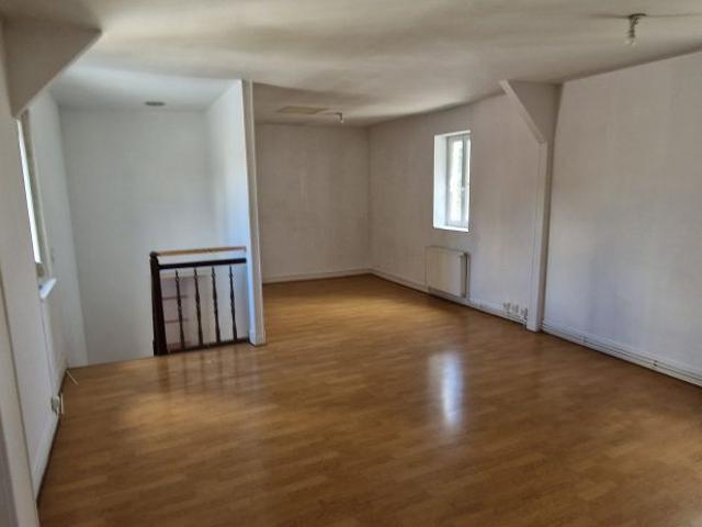 Maison location à Saint-Quentin, Saint-quentin