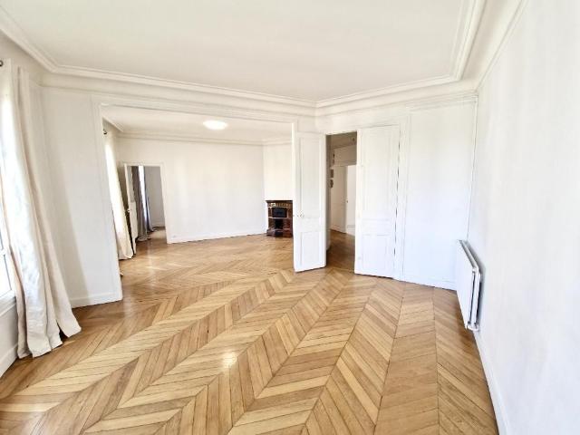 Appartement location à Paris, Île-de-France