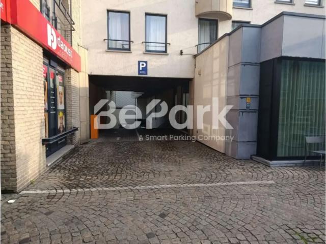 Garage location à Aalst, Oost-Vlaanderen