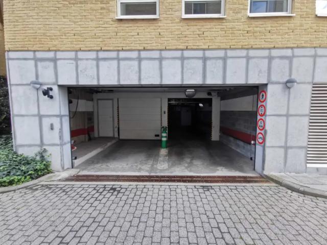 Garage location à Oudergem, Bruxelles