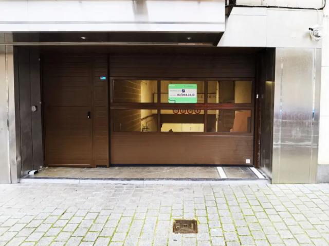 Garage location à Brussel, Bruxelles