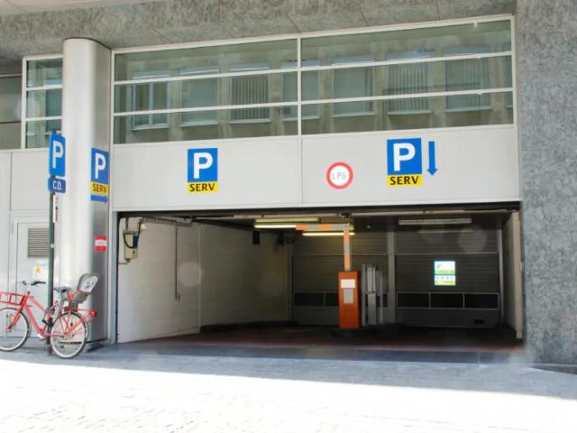 Garage location à Brussel, Bruxelles