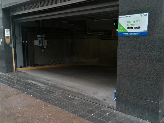 Garage location à Brussel, Bruxelles