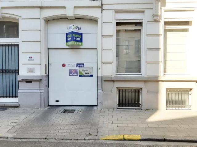 Garage location à Brussel, Bruxelles