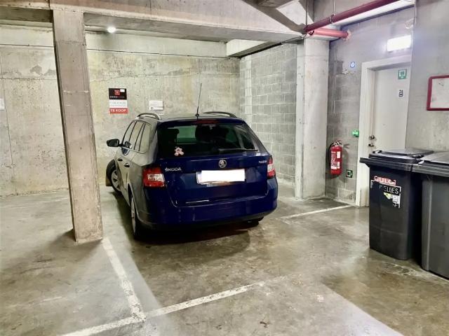 Garage location à Brussel, Bruxelles