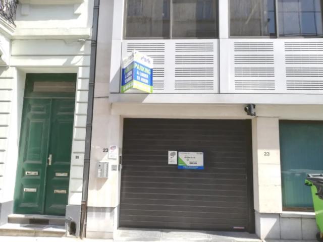 Garage location à Brussel, Bruxelles