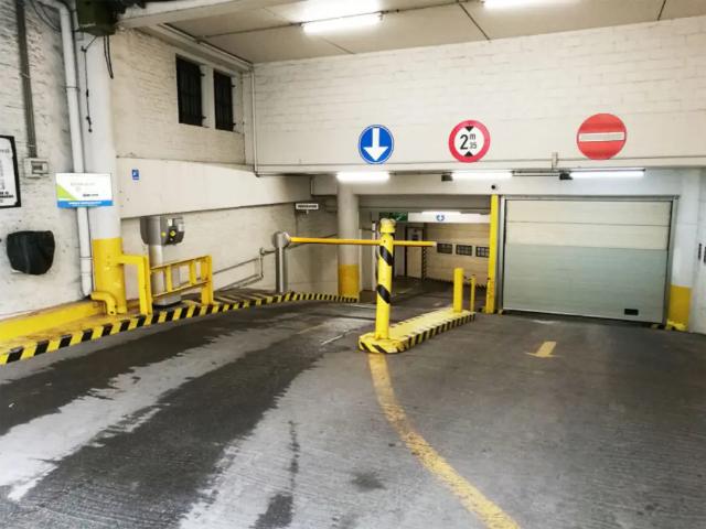 Garage location à Brussel, Bruxelles