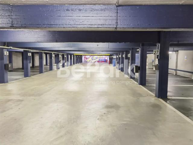 Garage location à Charleroi, Wallonie