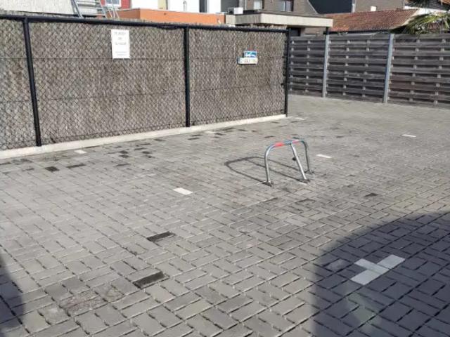 Garage location à Deinze, Oost-Vlaanderen