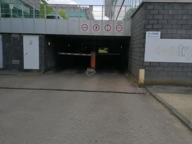 Garage location à Machelen, Brabant