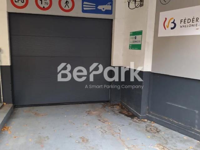 Garage location à Liège, Wallonie