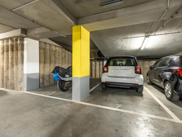 Garage location à Châtelain - Kastelein, Ixelles - Elsene