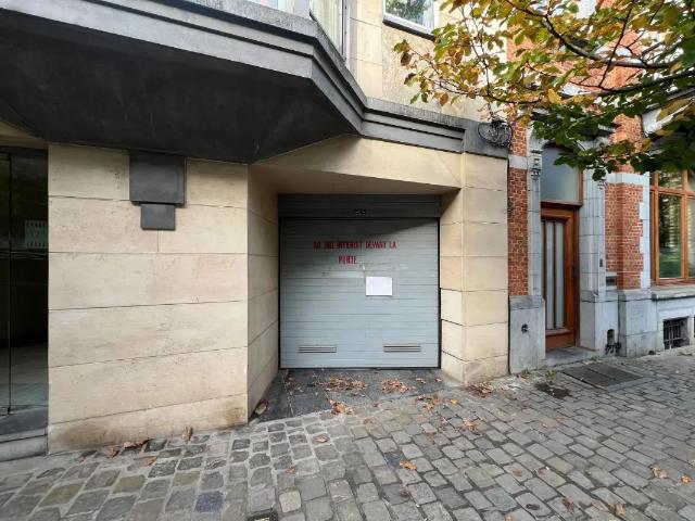 Garage location à Tenbosch - Tenbos, Ixelles - Elsene