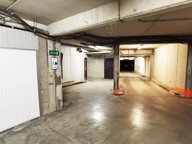 Garage location à Jette, Bruxelles