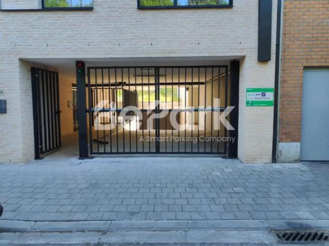 Garage location à Brussel, Bruxelles