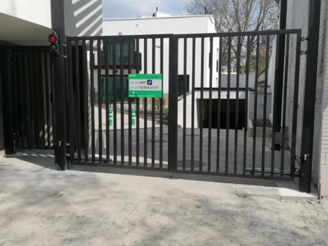 Garage location à Brussel, Bruxelles