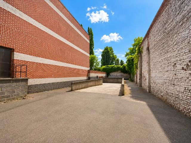 Garage location à Mouscron, Wallonie