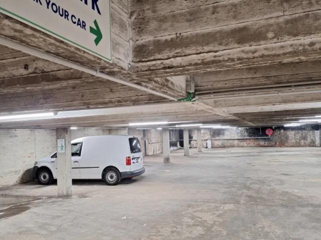 Garage location à Brussel, Bruxelles