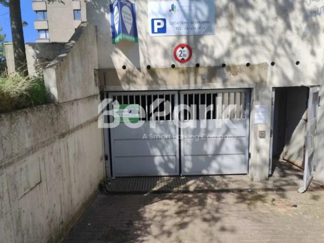 Garage location à Brussel, Bruxelles