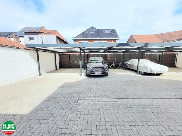 Garage location à Oostkamp Garage location à Oostkamp