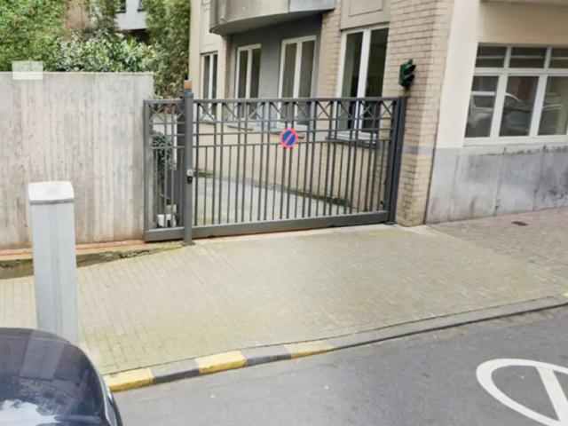 Garage location à Saint-gilles, Bruxelles