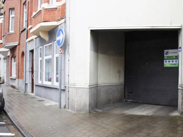 Garage location à Schaarbeek, Bruxelles