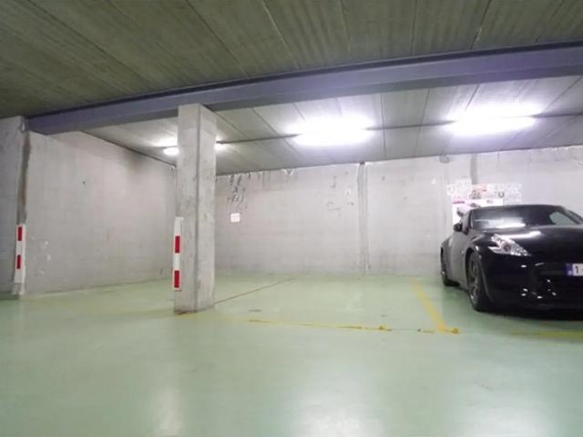 Garage location à Brugge, West-Vlaanderen