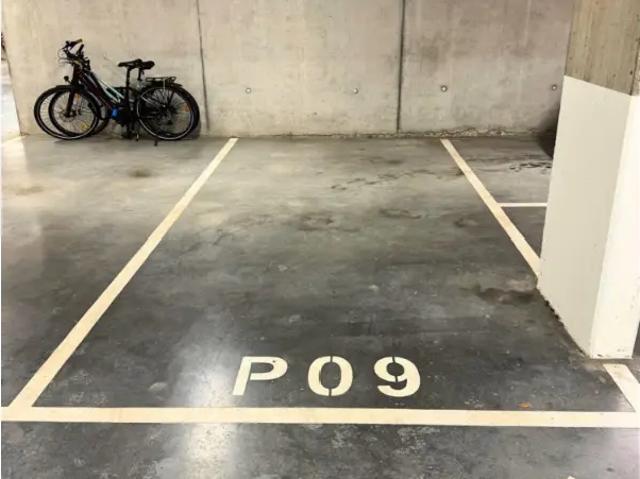 Garage location à Sint-pieters-leeuw, Brabant