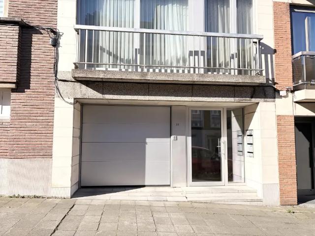 Garage location à Tomberg, Woluwe-Saint-Lambert - Sint-Lambrechts-Woluwe