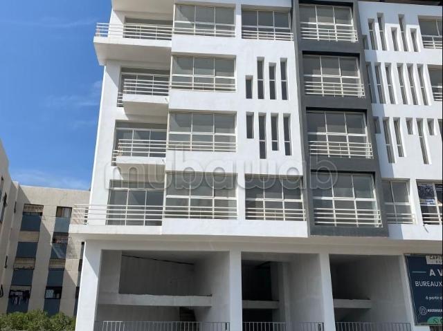 Bureau location à Bouskoura, Gharb-Chrarda-Beni Hssen