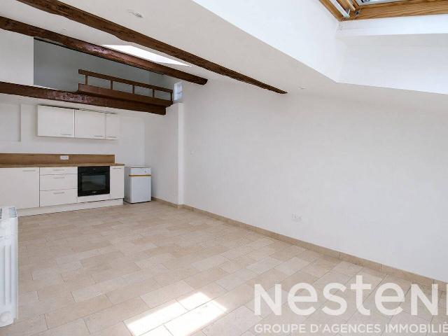 Studio location à Châteaudouble, Var