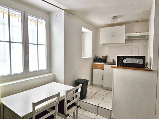 Studio location à Bordeaux, Port de la Lune, Bordeaux
