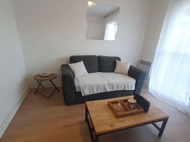 Studio location à Super Cannes, Vallauris