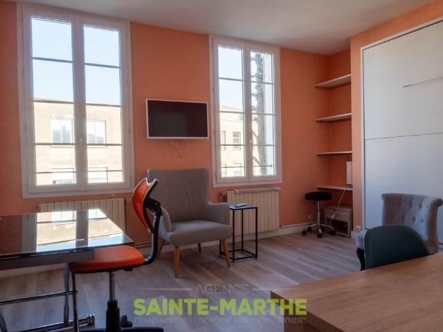 Studio location à Niort