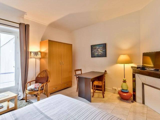 Studio location à Hameau de Bois Preau, Rueil-Malmaison