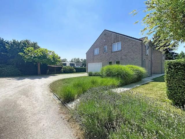 Kot location à Woluwe-saint-etienne, Brabant