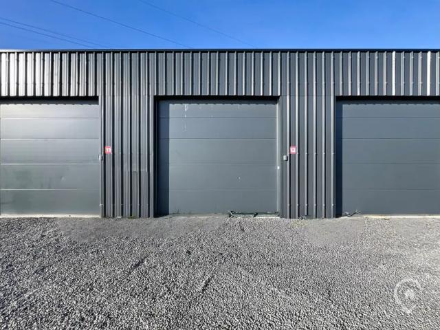Local Commercial location à Ciney, Wallonie