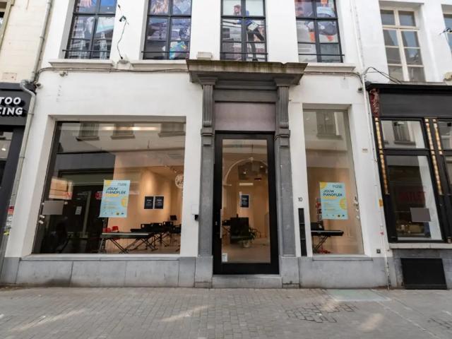 Local Commercial location à Antwerpen