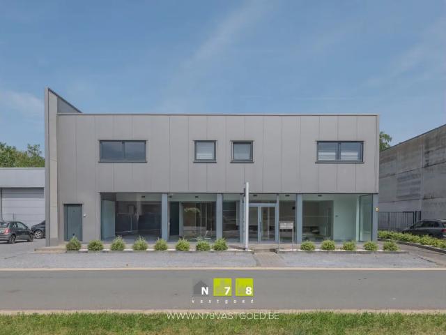 Local Commercial location à As, Limburg