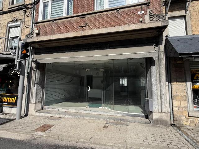 Local Commercial location à Aywaille, Wallonie