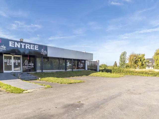 Local Commercial location à Binche, Wallonie