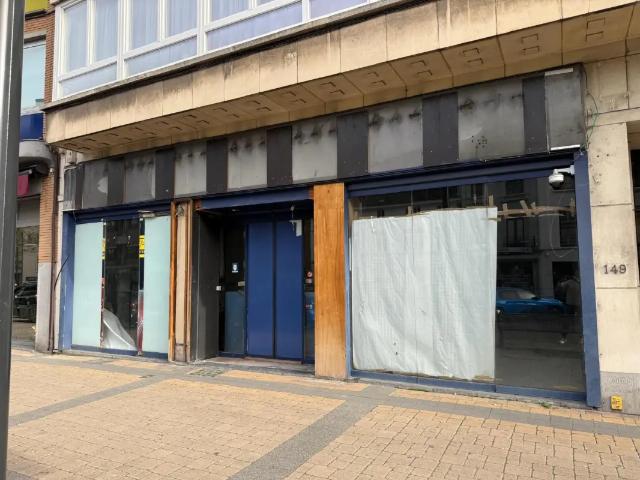 Local Commercial location à Charleroi, Wallonie