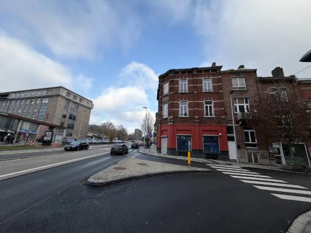 Local Commercial location à Charleroi, Wallonie