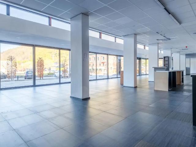 Local Commercial location à Chaudfontaine, Wallonie