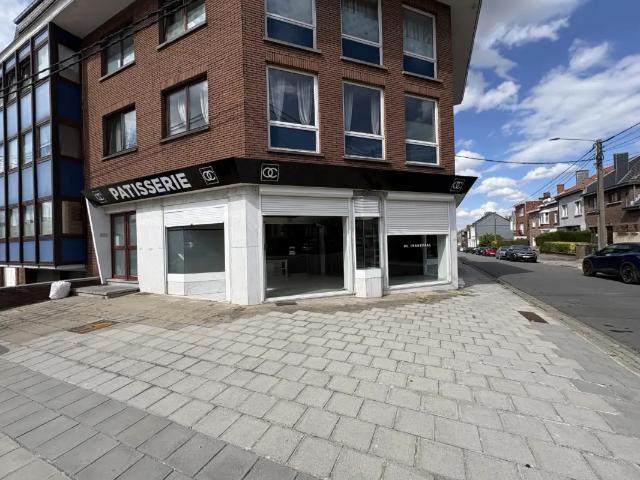 Local Commercial location à Charleroi, Wallonie